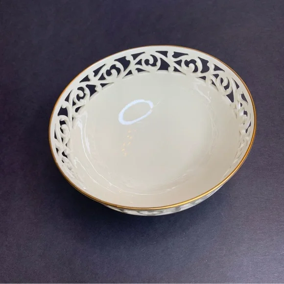 Vintage Lenox Tracery Collection Pierced Round Bowl - Picture 3 of 4